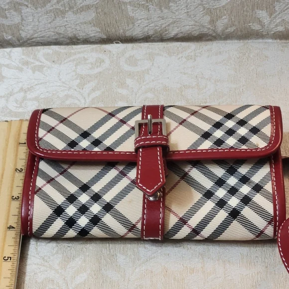 BURBERRY BLUE LAPEL CONVERTIBLE PURSE WALLET WAIST BAG